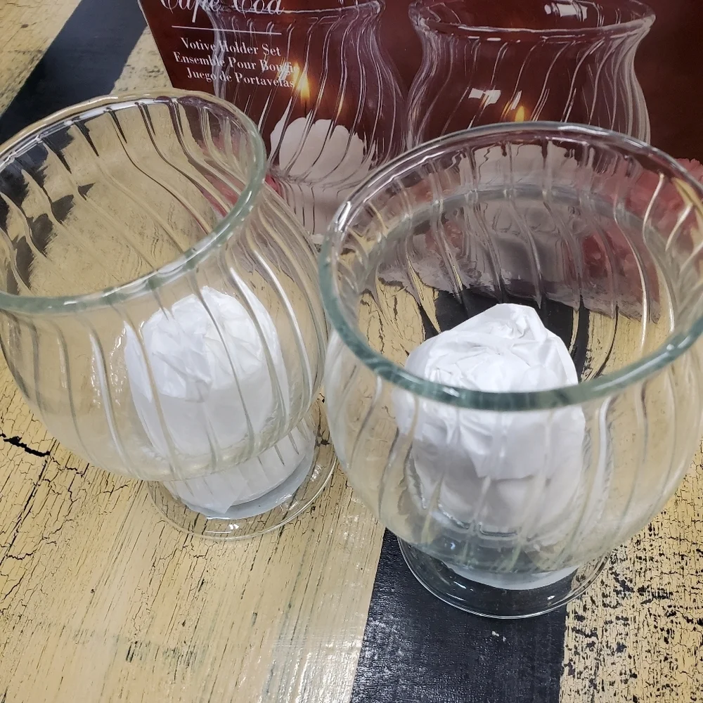 🕯 🕯 NEW Indiana Glass Set of 2 candle votive holders w/ votive candles